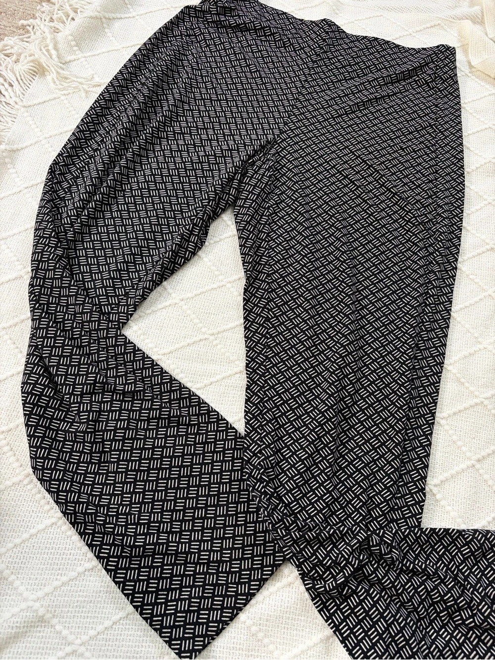 J.Jill We Are Ever collection Forward Seam Slim Ankle in Black & White